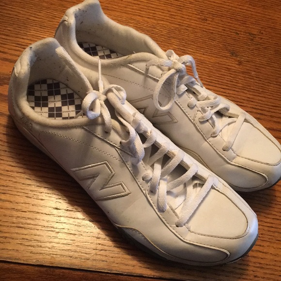 new balance cheer shoes